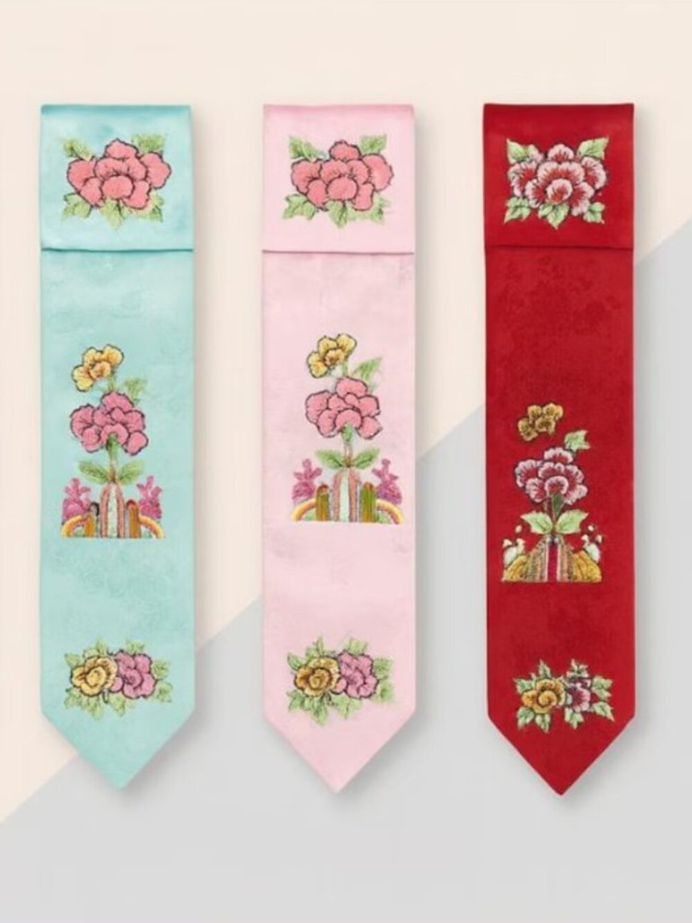 Embroidered Korean Daenggi Hair Ribbon - Picture 5 of 5